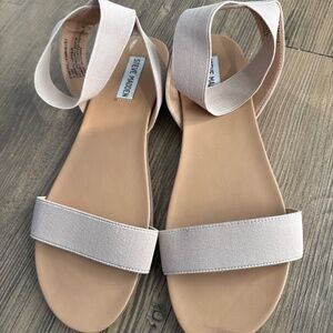 Steve Madden Emeril ankle strap sandal